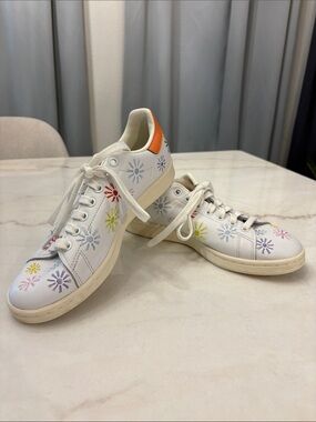 Adidas Stan Smith 'Love Unites' Sneakers